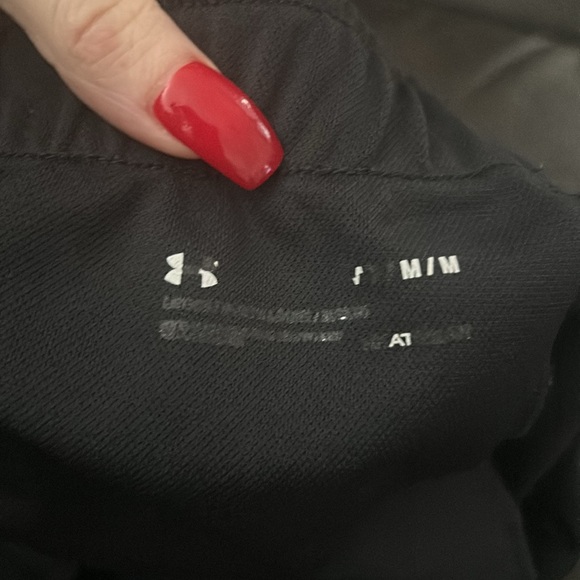 Under Armour Black Athletic Shorts - Picture 3 of 3